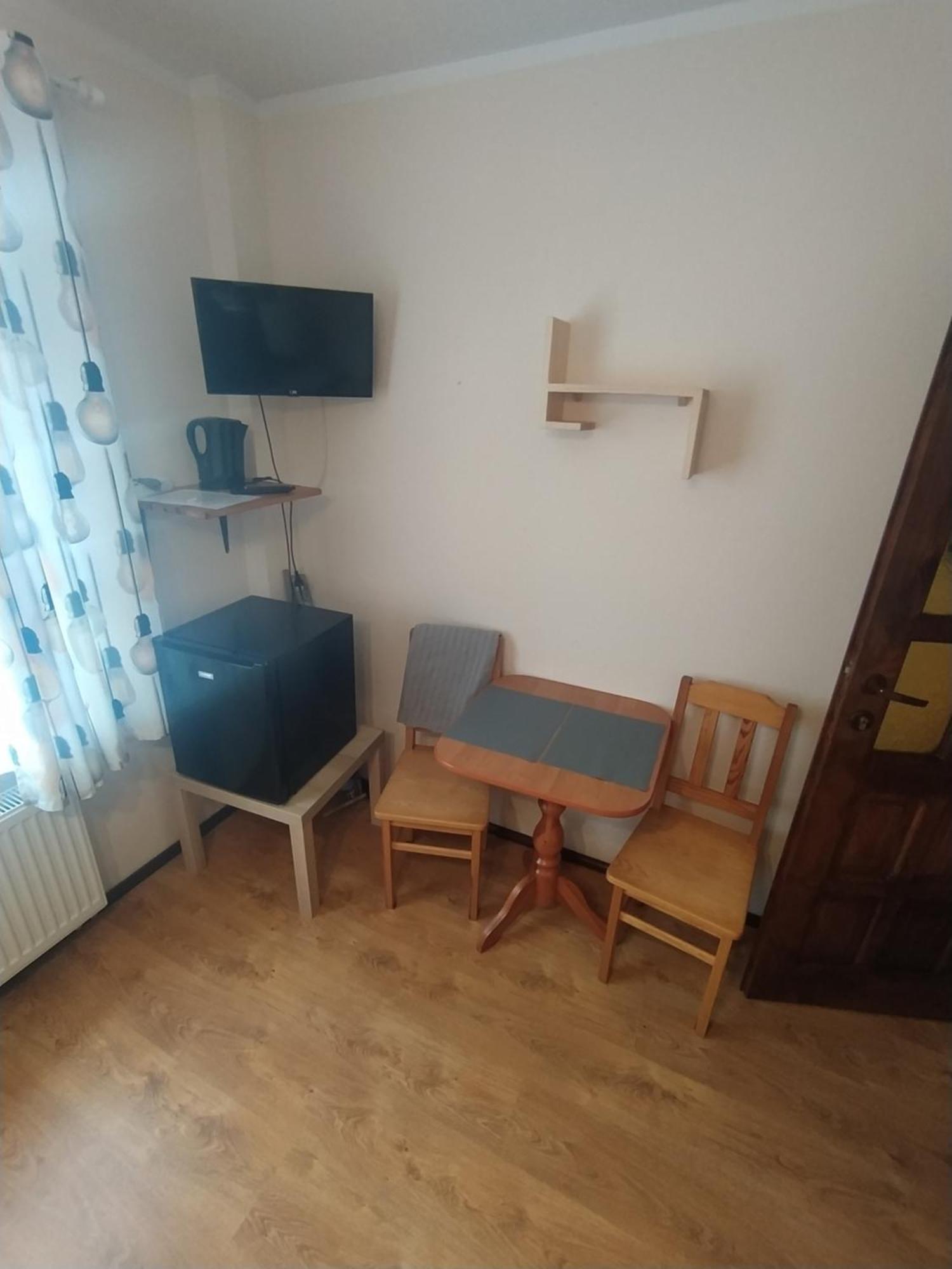Pokoje Alfaomega Privatunterkunft